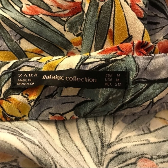 𝅺WOMEN’S medium floral mini.  Zara Trafaluc Collection. - Picture 5 of 5